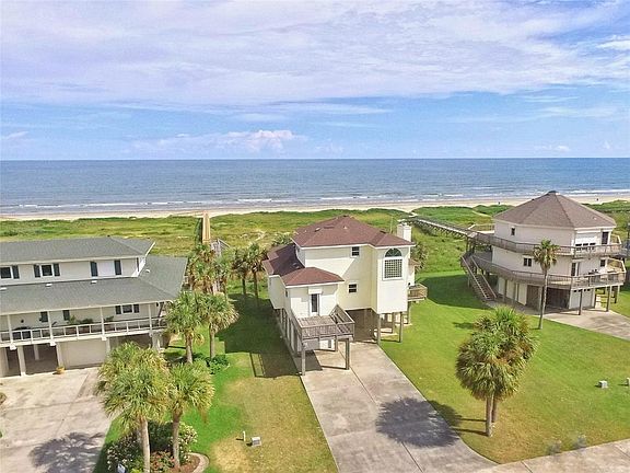 4th image of 19327 Shores Dr