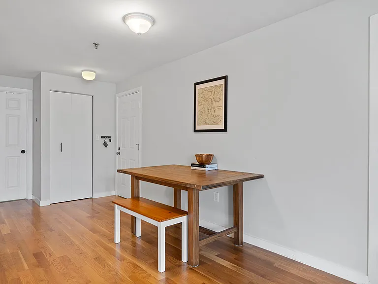 126 Tudor St #C — Photo 2