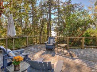 111 Westervelt Ave, Eastsound, WA 98245