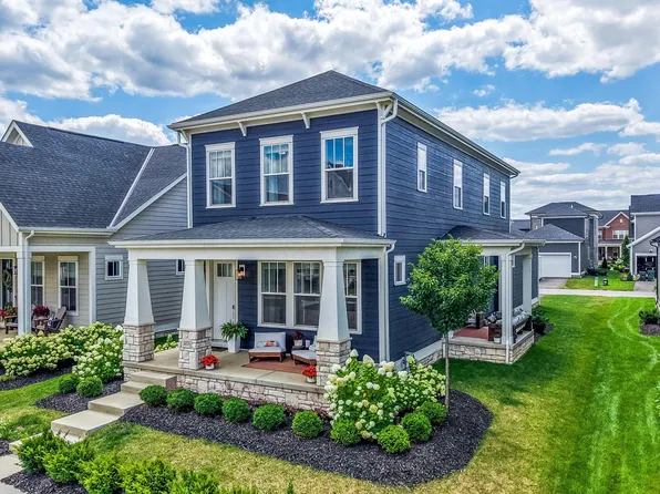 5076 Maple Dr, Lewis Center, OH 43035
