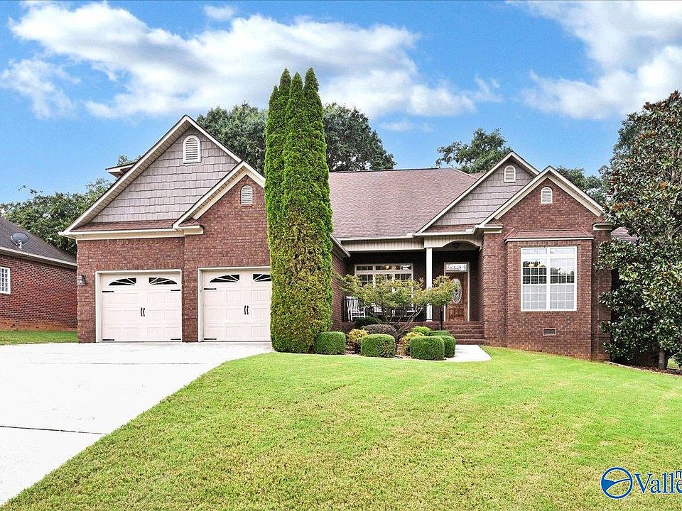 1st image of 803 Anna Cir SW
