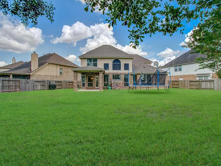 21331 Parham Cir — Photo 47