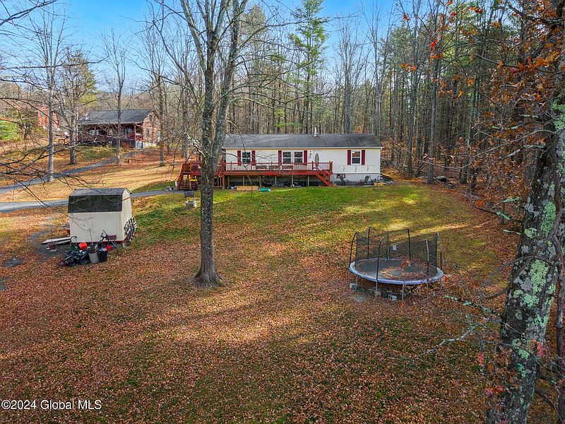 3rd image of 242 Grove School Road