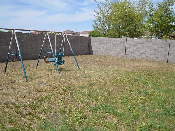 5th image of 1110 S 109th Pl