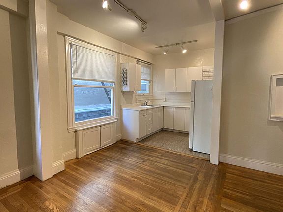 2nd image of 360 Hyde St APT 208