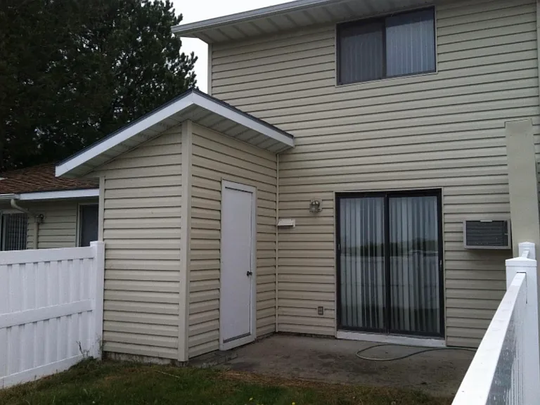Pheasant Rd W — Photo 10