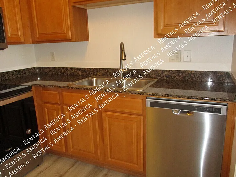 330 S Beck Ave #224 — Photo 6