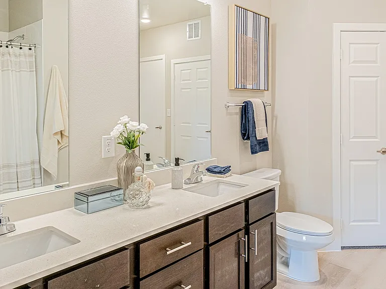 Creekside at Grand Prairie — Photo 10
