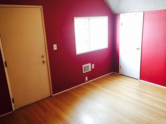 Bedroom access to balcony