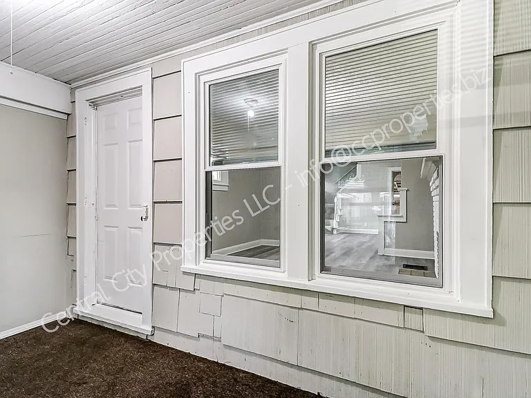 1267 Wilson Ave — Photo 16