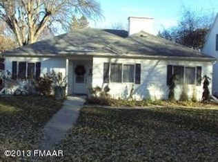 1214 8th St S, Fargo, ND 58103
