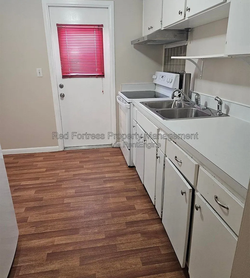 2 bed, 2.0 bath, 836 sqft, $1,100 — Photo 4