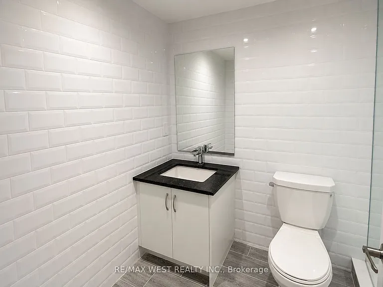 431 Concord Ave #BASEMENT — Photo 11