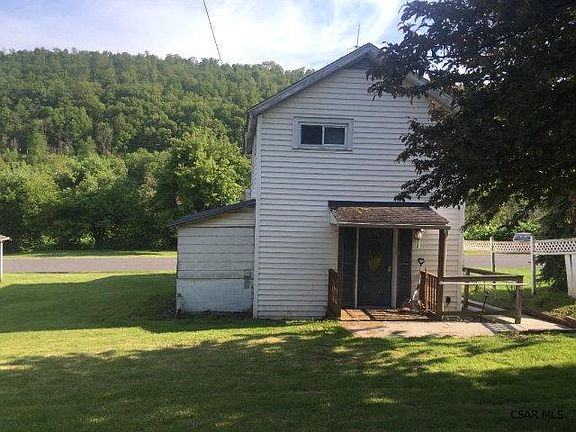 4th image of 231 1st St