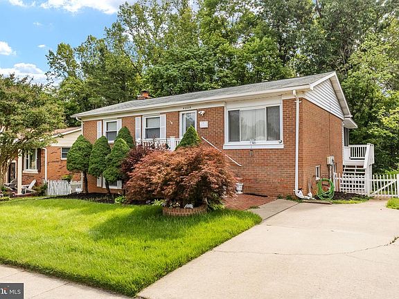 3rd image of 4209 Evergreen Dr