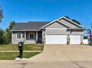 1602 W Girard Ave, Indianola, IA 50125