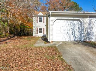 322 Bracken Pl, Jacksonville, NC 28540
