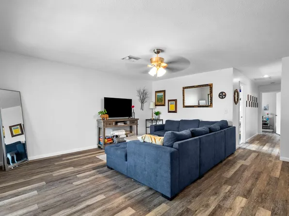 1250 SE Parkview Place #C10, Stuart, FL 34994