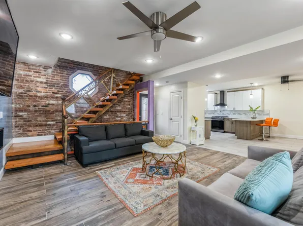 4 Highview Road image 1 of 11