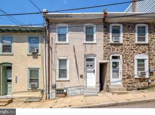 322 Carson St, Philadelphia, PA 19128