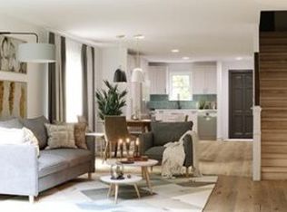 16 Spar Dr #B, Sicklerville, NJ 08081