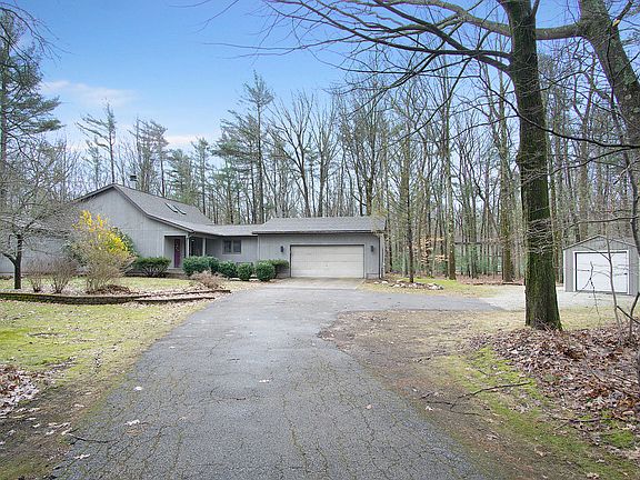 2nd image of 1148 Scenic Dr