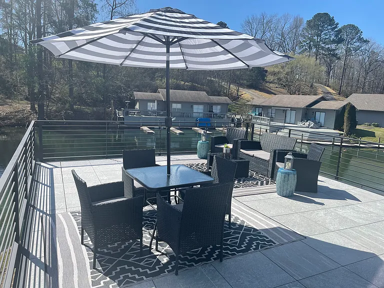 Large covered patio overlooking Lake Hamilton