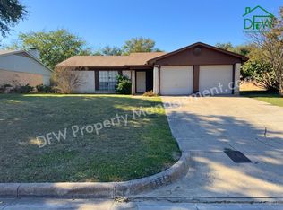 6920 Misty Meadow Dr S, Fort Worth, TX 76133