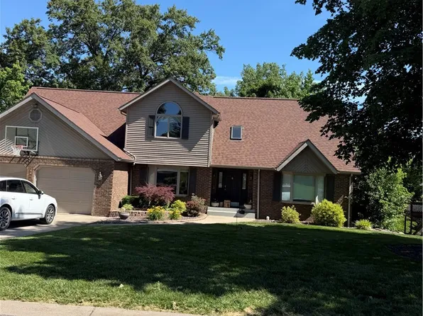 506 Park Hills Dr, Effingham, IL 62401