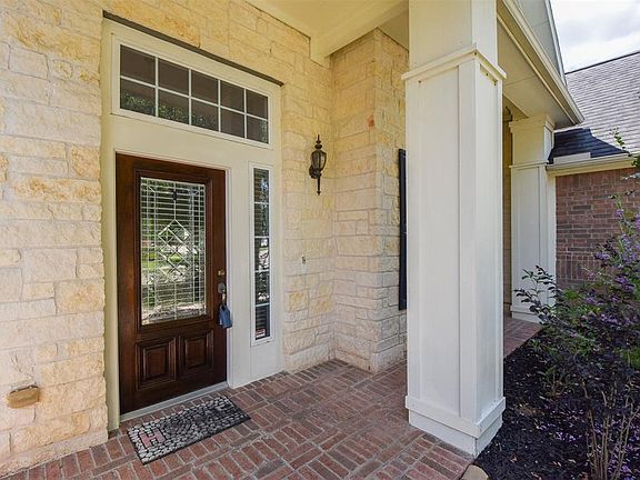 2nd image of 20826 Avery Cove Ln