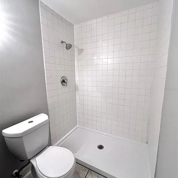 7204 Isle Dr — Photo 25