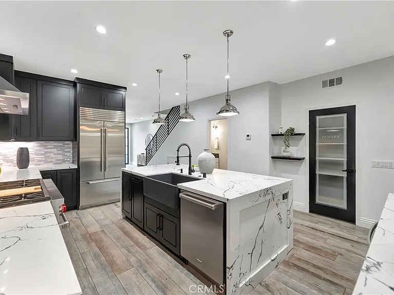 620 22nd St — Photo 19