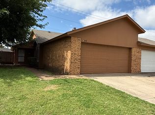 324 Nimrod Rd, Edmond, OK 73003