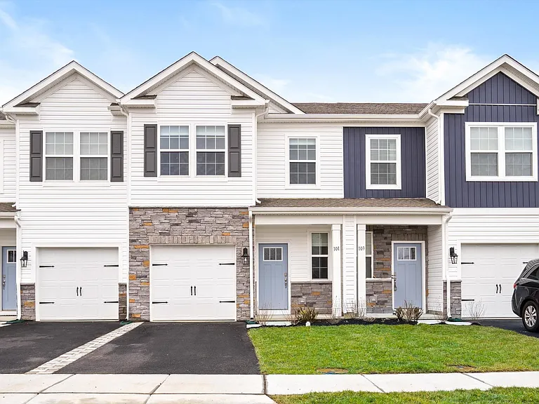101 Alexander Way — Photo 31