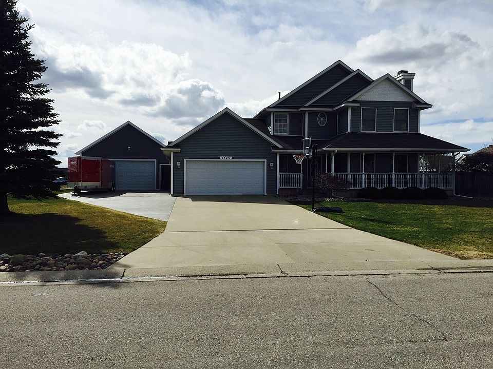 1st image of 7525 Thornberry Dr