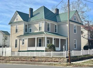 321 Pine St, Clifton Forge, VA 24422