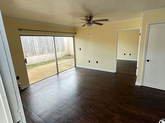 4th image of 2241 W Pensacola St #P2241-49