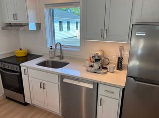 200 Laurel Street, Lee, MA 01238