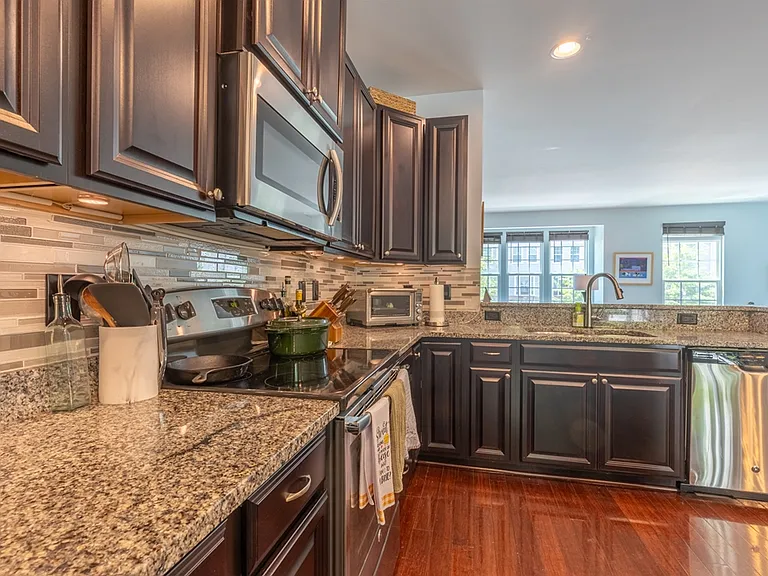 220 W General Grey Ct — Photo 9