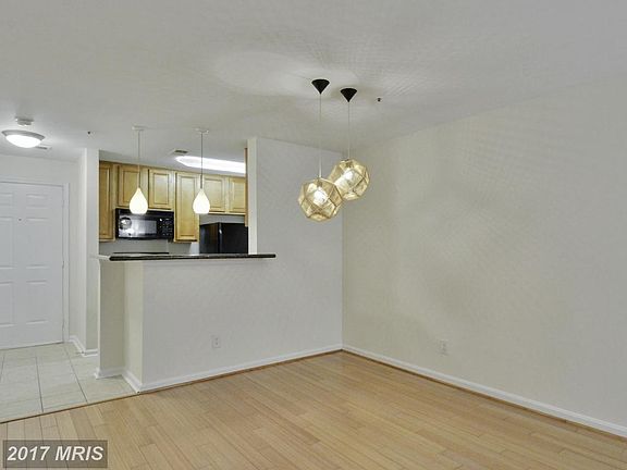4th image of 3176 Summit Square Dr #4-A5