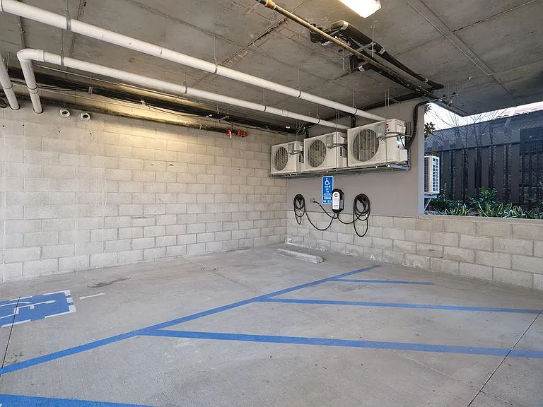 4015 Kansas St #301 — Photo 29