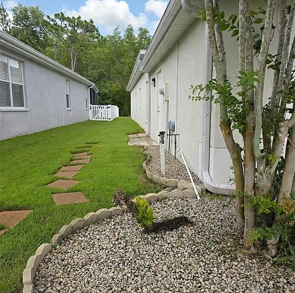 20008 Nob Oak Ave — Photo 3