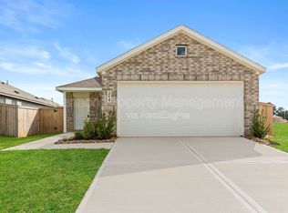 214 Farray Forest Ln, Magnolia, TX 77354