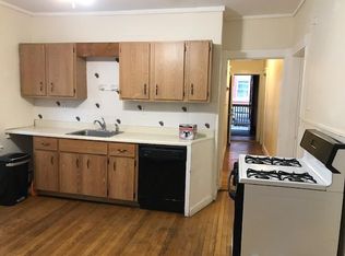 14 Grovenor Rd, Jamaica Plain, MA 02130