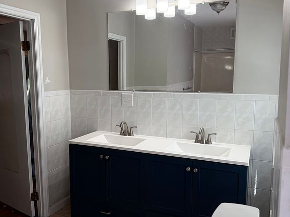4th image of 116 Tremont St Floor 2
