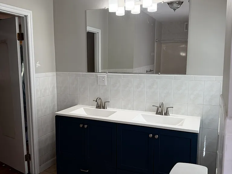 116 Tremont St #2 — Photo 4