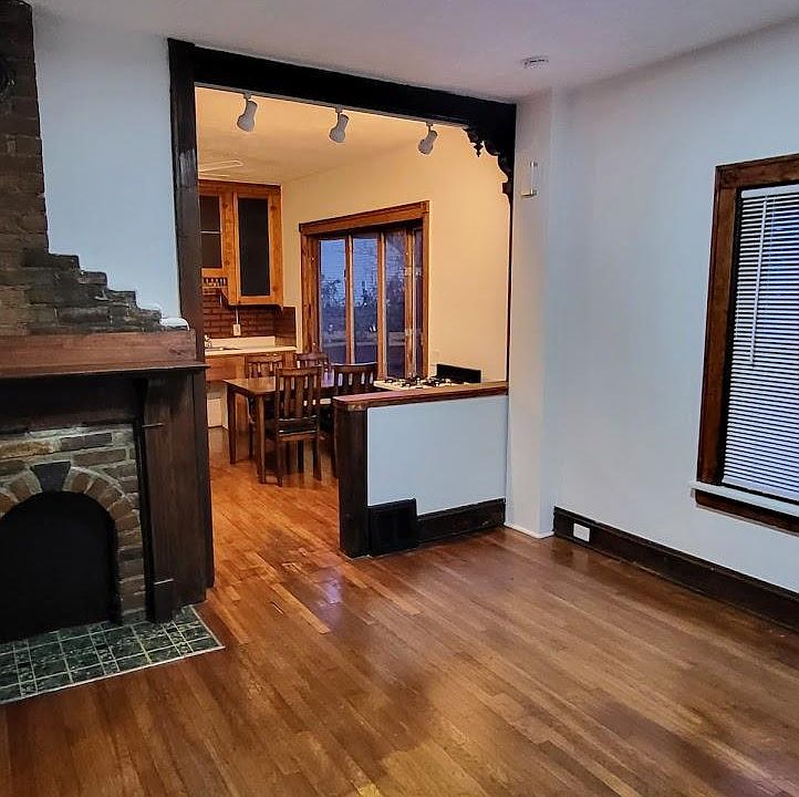 Living room with fireplace