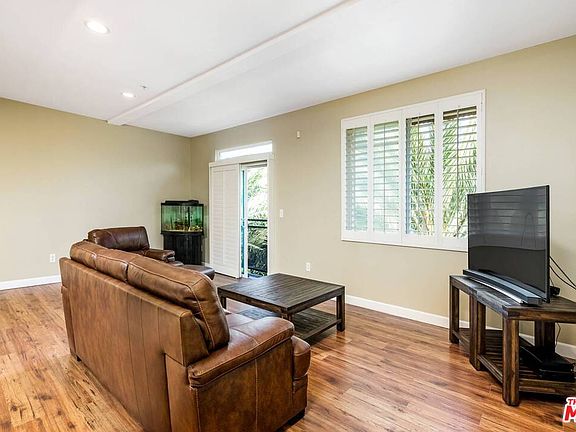 3rd image of 13200 Pacific Promenade APT 316