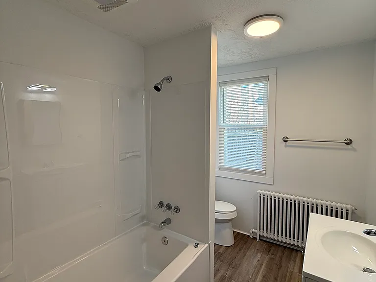 1841 Chislett St — Photo 10