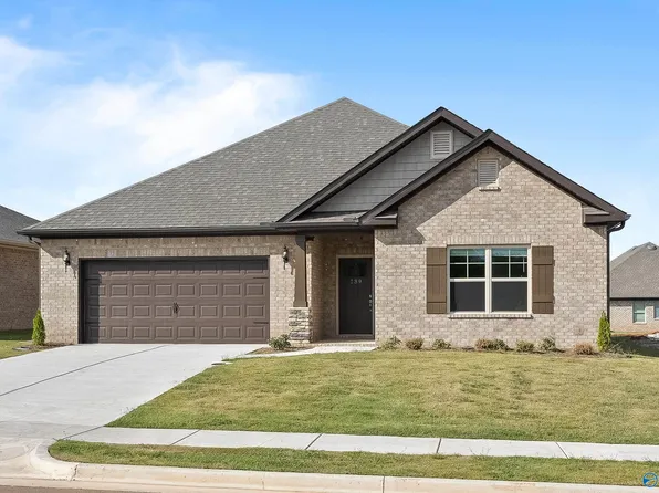 139 Huffman St, Hazel Green, AL 35750